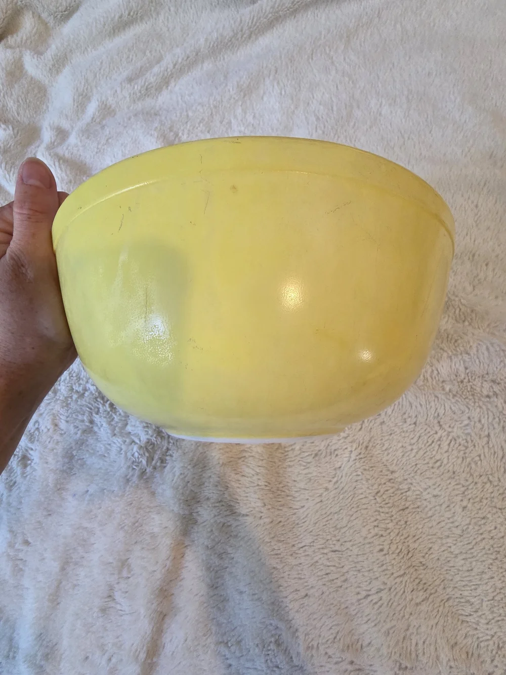 Pyrex 2-Piece Primary Colors Yellow Mixing Bowl Set